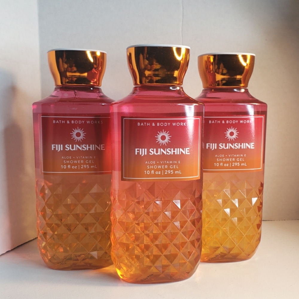 BBW FIJI SUNSHINE SHOWER GEL X3